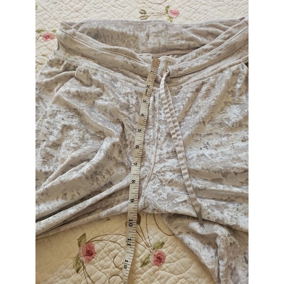 LULULEMON Ready To Crush Velvet Jogger Pants Sz 6 - Picture 8 of 9